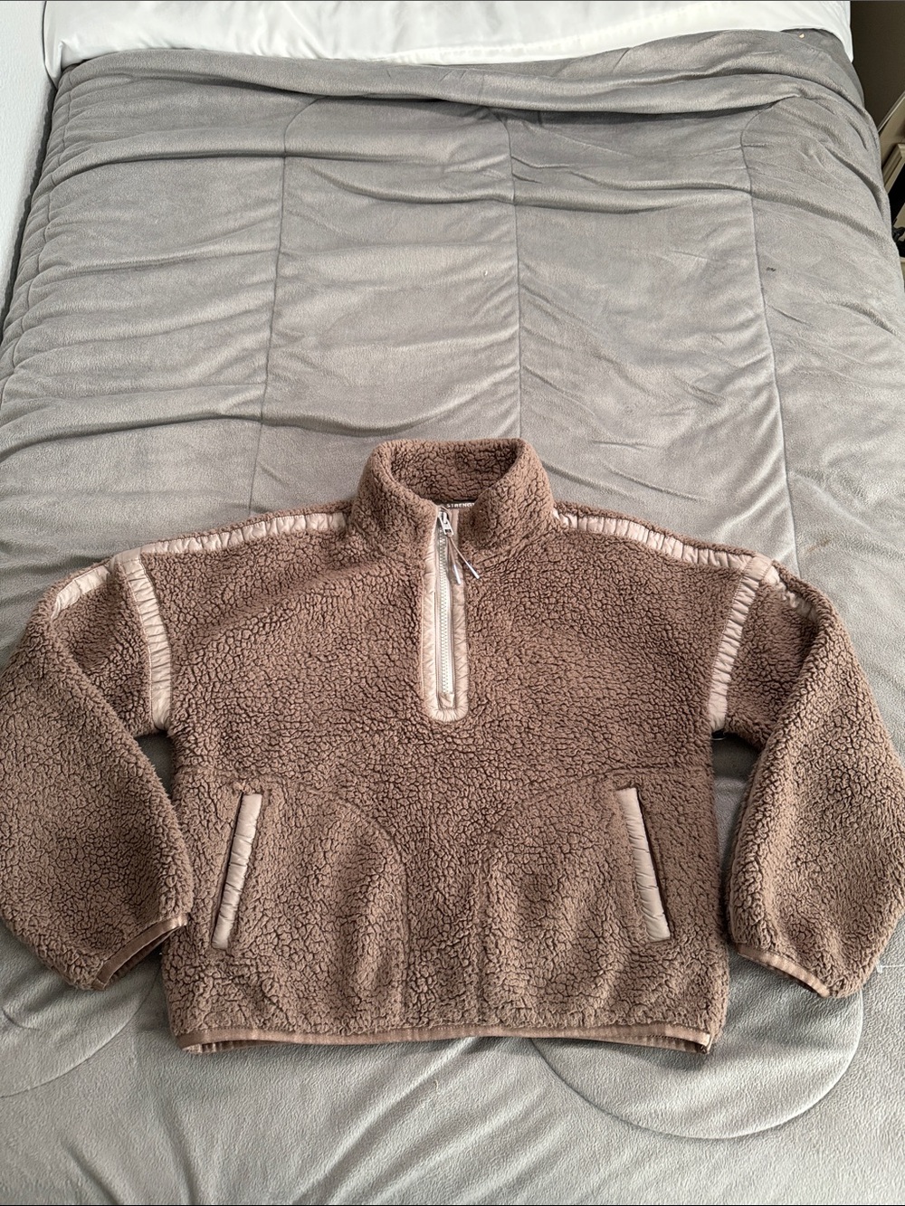 Athleta girl 1/2 zip up Brown Sherpa Half-Zip Pullover with Tan Trim Sz M 8/10